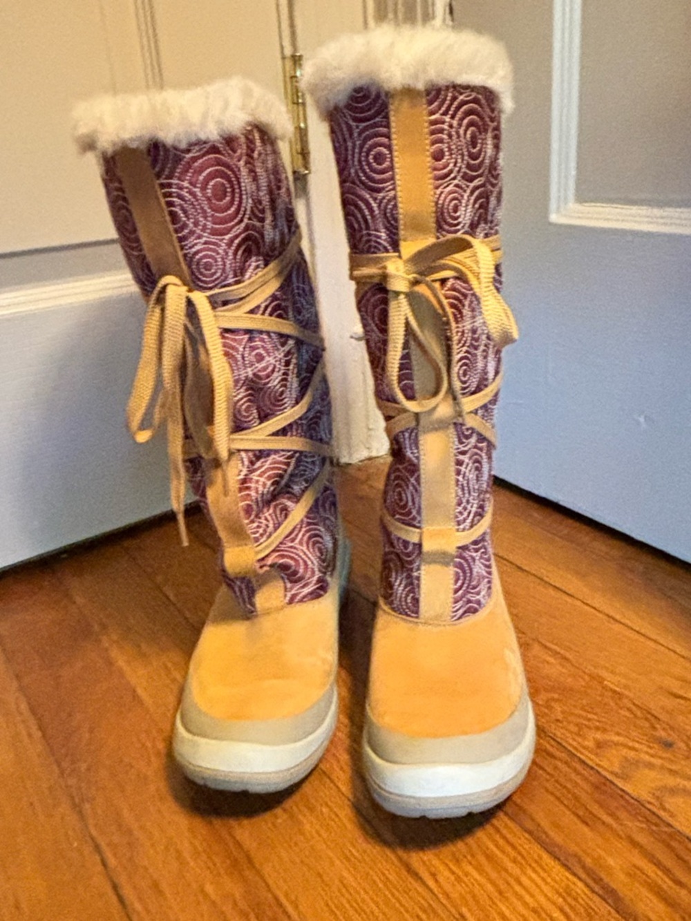 Timberland Purple Patterned and Tan Faux-Fur Winter Lace-Up Boots